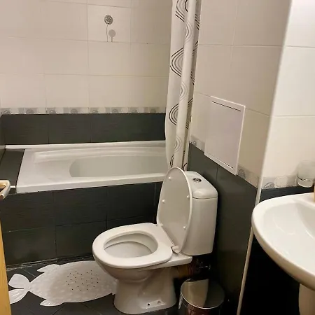 Apartment Vip райский сад, огромная студия с садом *